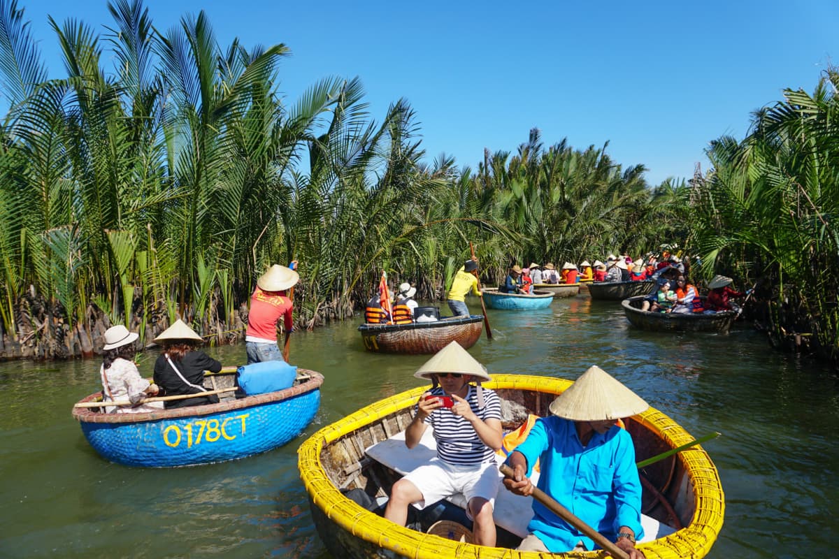 Eco-Tourism and Nature Excursions