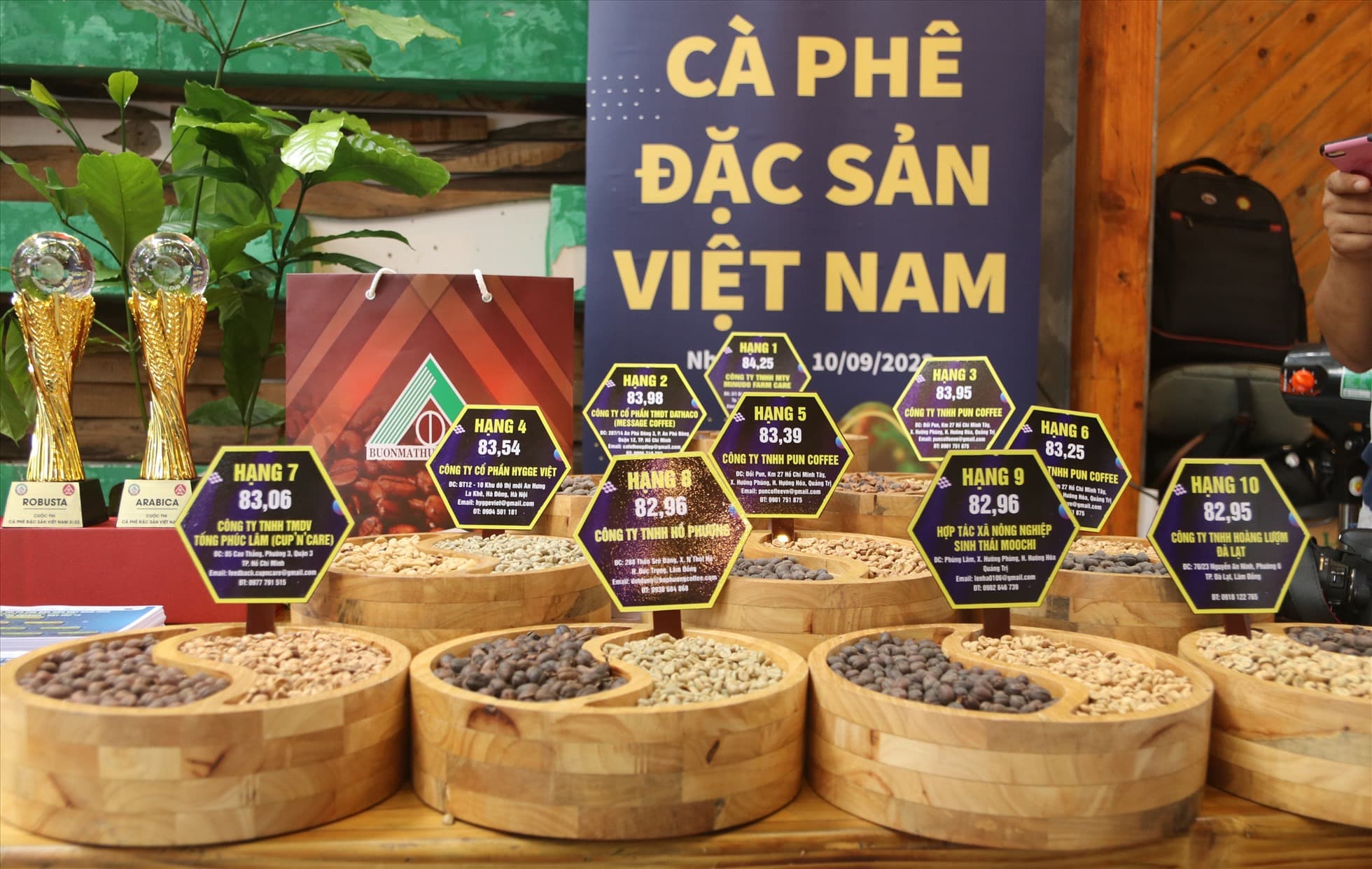 Cà Phê Sữa Đá – Vietnamese Iced Coffee That Keeps You Coming Back