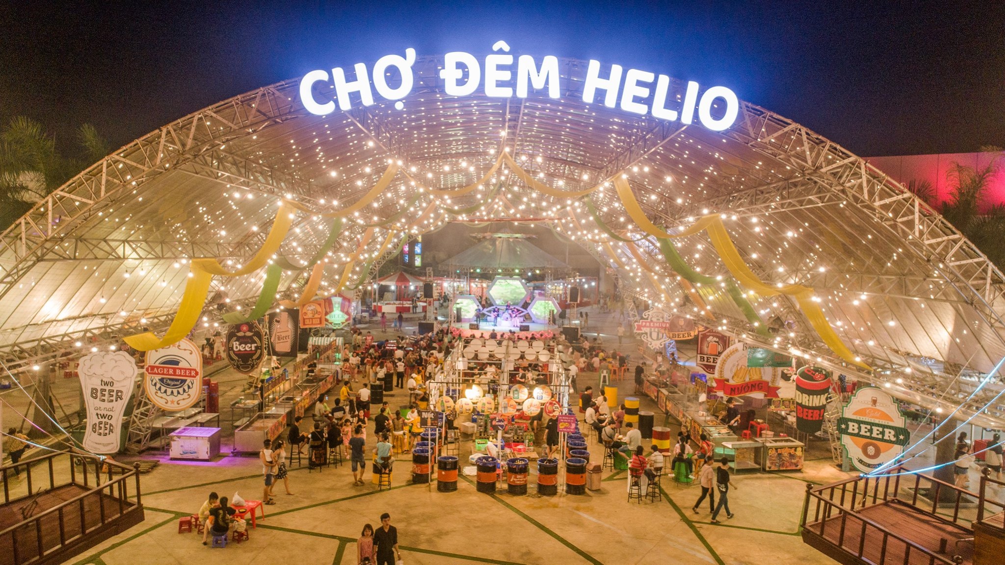 Helio night market in Da Nang