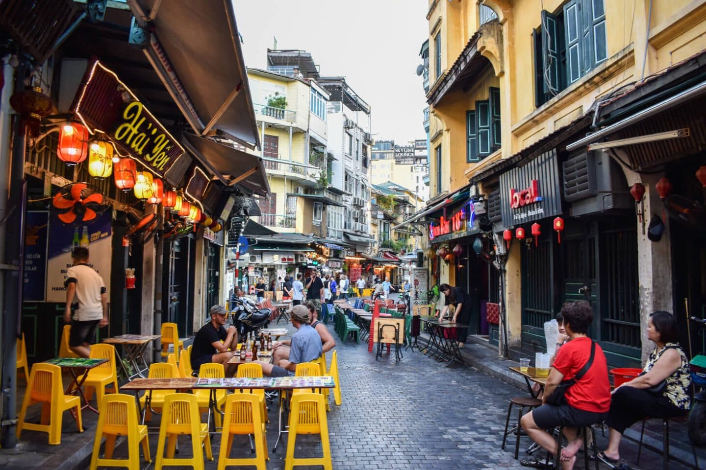 What to Drink on Vietnam Beer Streets