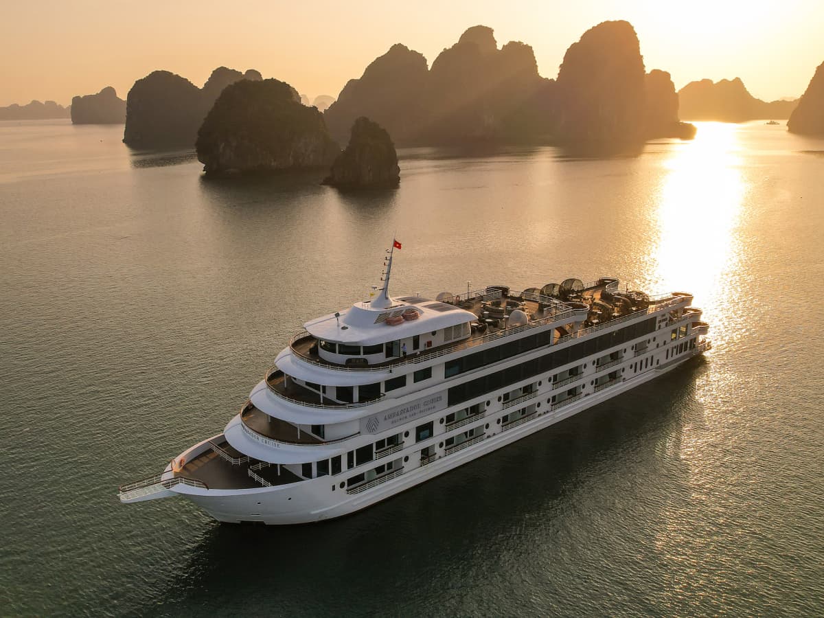 Popular Luxury Halong Bay Overnight Cruises in 2025