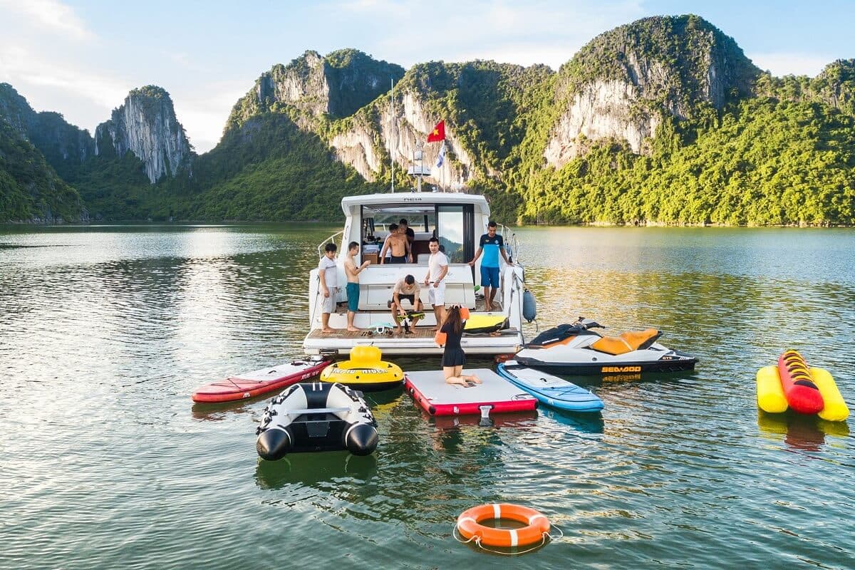 Types of Private Yachts Available in Vietnam