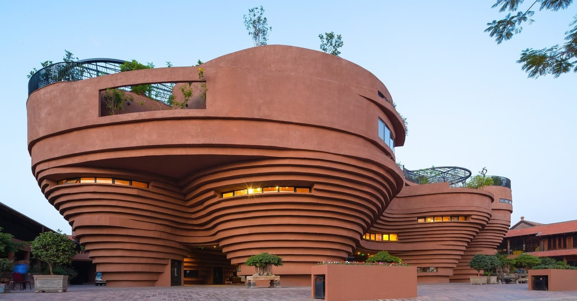 More Things to Do in Bat Trang Village